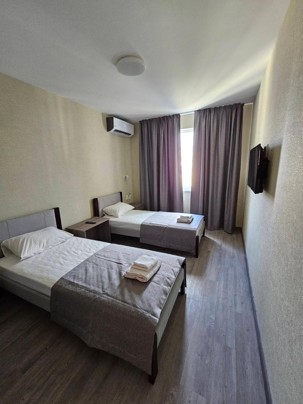 Hotel Mansarda Iris Kiev Esterno foto