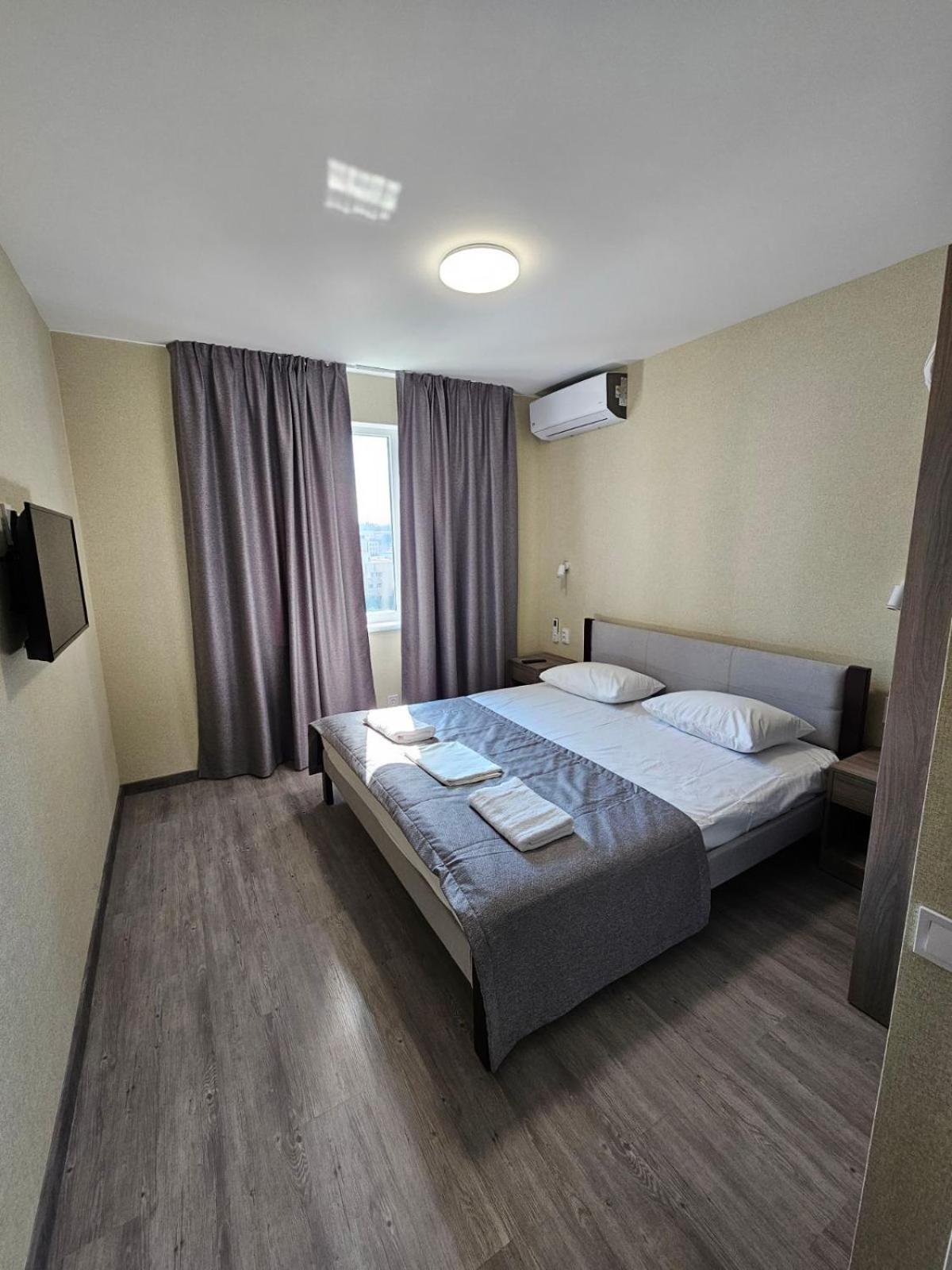 Hotel Mansarda Iris Kiev Esterno foto